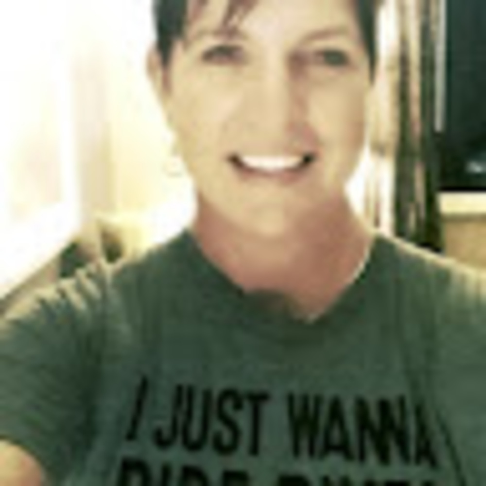 Meet your Posher, Jenn